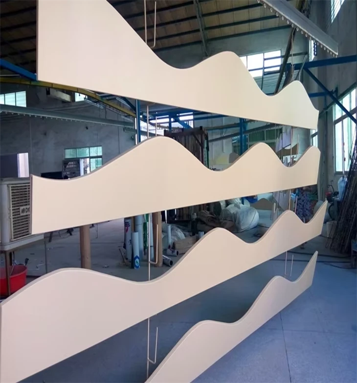 Aluminum Unveil Arc Shape Wave Baffle Ceiling specification